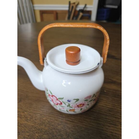 Vintage 80s Gailstyn-Sutton Enamelware Teapot Kettle Country Flower Wood Handle - Picture 3 of 16